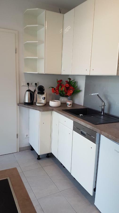 Gemuetliches Grosszuegiges Appartement Steinbreche Barrierefrei Bergisch Gladbach Bagian luar foto